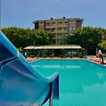 Grand Alisa 3* Alanya