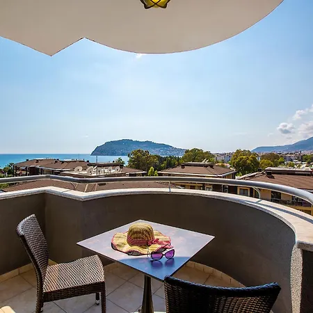 Grand Alisa Hotel