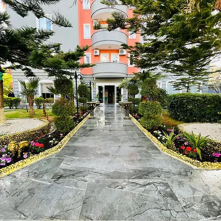 Grand Alisa Szálloda Alanya